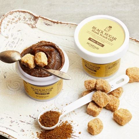 สครับผิวหน้า Skinfood Black sugar mask wash off