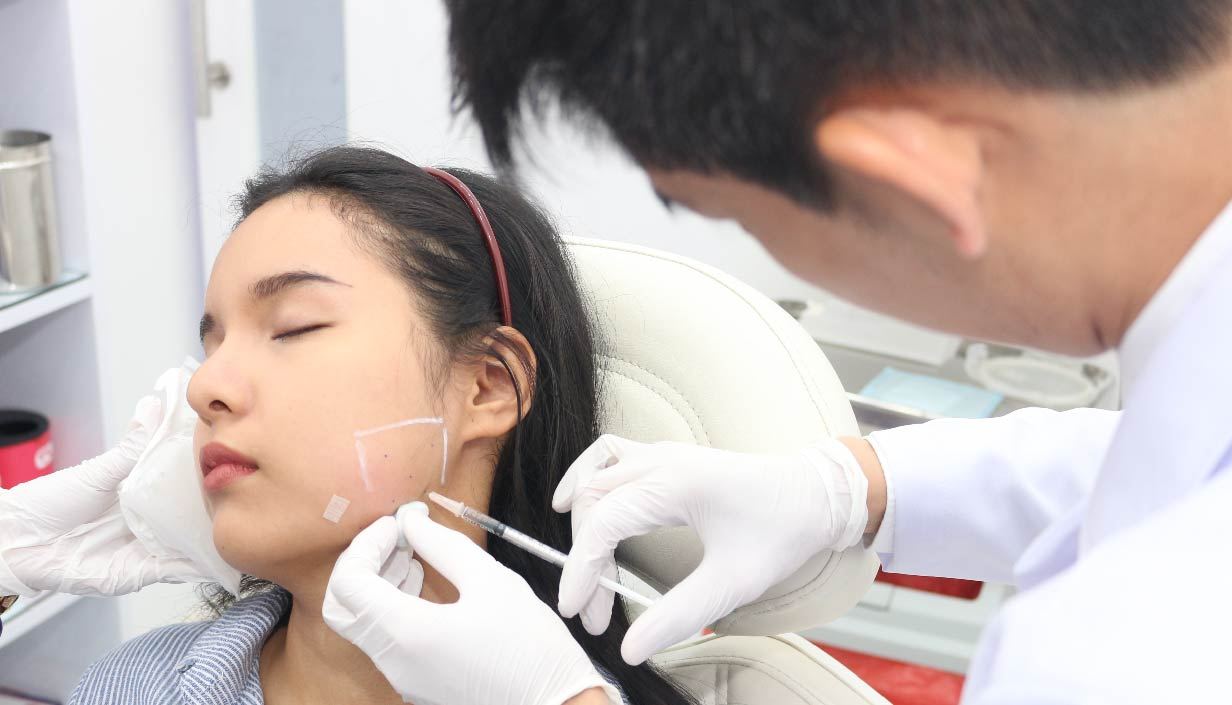 โบท็อกลดกราม